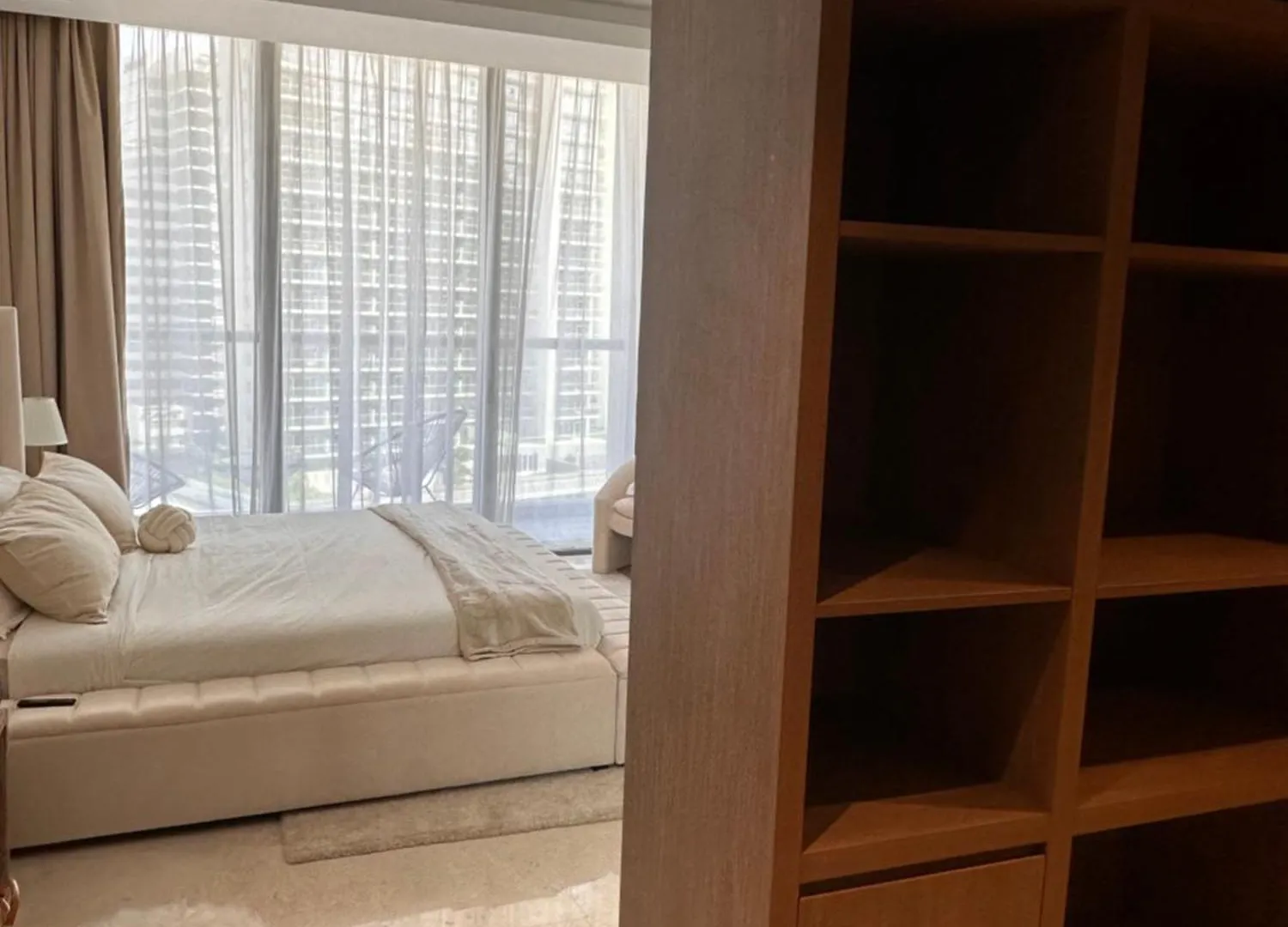 The Sterling By Omnyat West Apartment Dubai United Arab Emirates